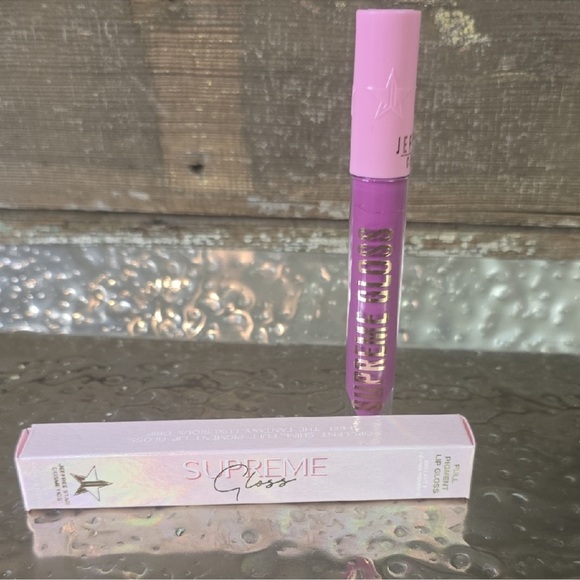 Jeffree Star Other - Jeffree Star “More Than Friends” Supreme Gloss. NIB